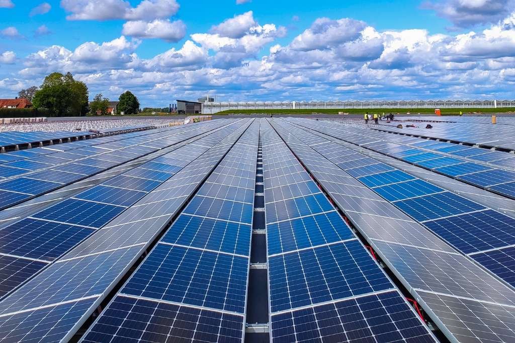 Best Solar Manufacturing Plant